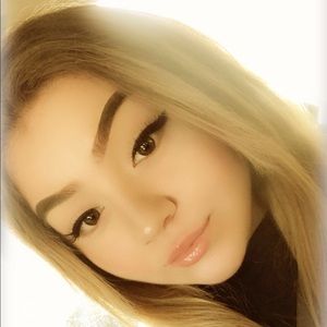 Meet your Posher, Yesica